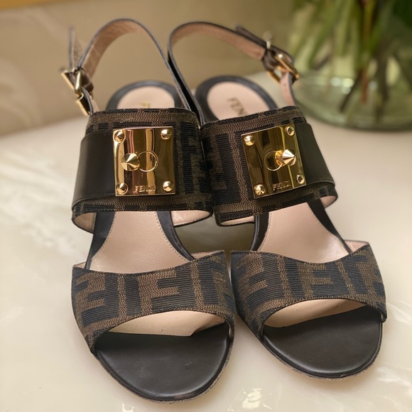 Fendi Shoes - Fendi forever sling back heels